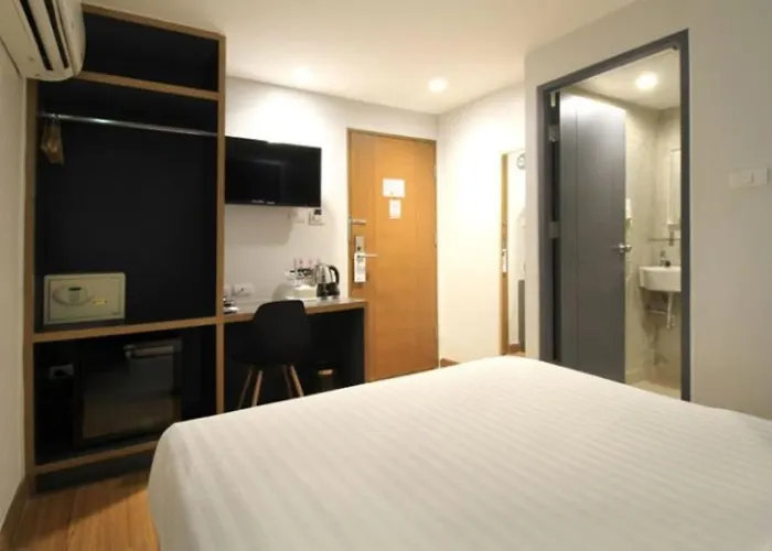 Mybed Sathorn Inn
